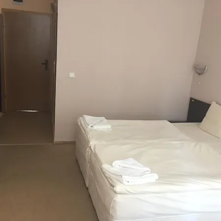 Hotel Akris 3*