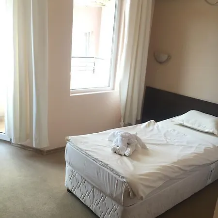 Hotel Akris